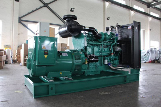 阿尔山320kw康明斯柴油发电车出租组图片 阿尔山320kw康明斯柴油发电车出租组图片